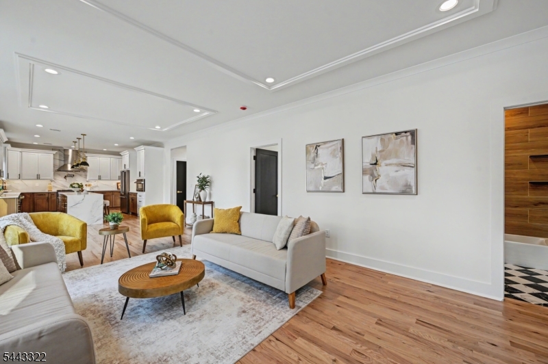 Nomahegan Park - Residential