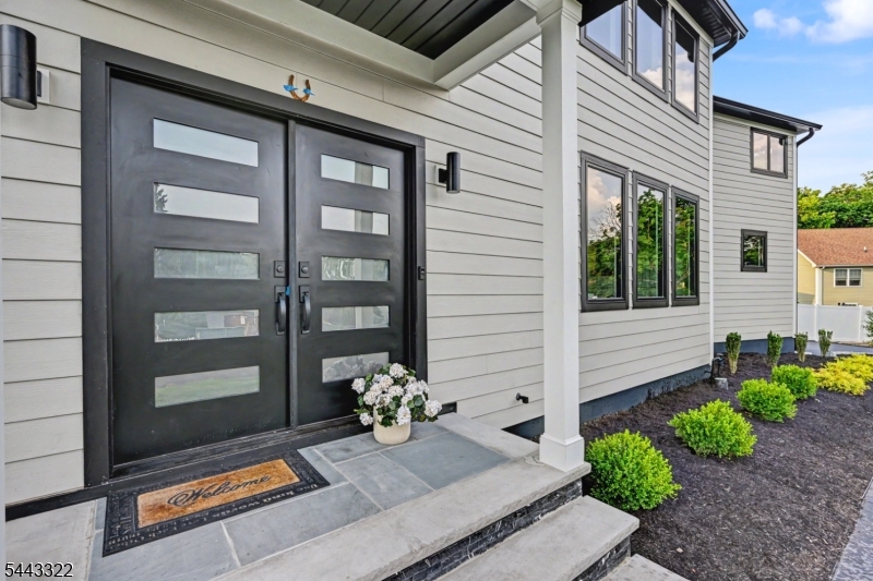 Nomahegan Park - Residential