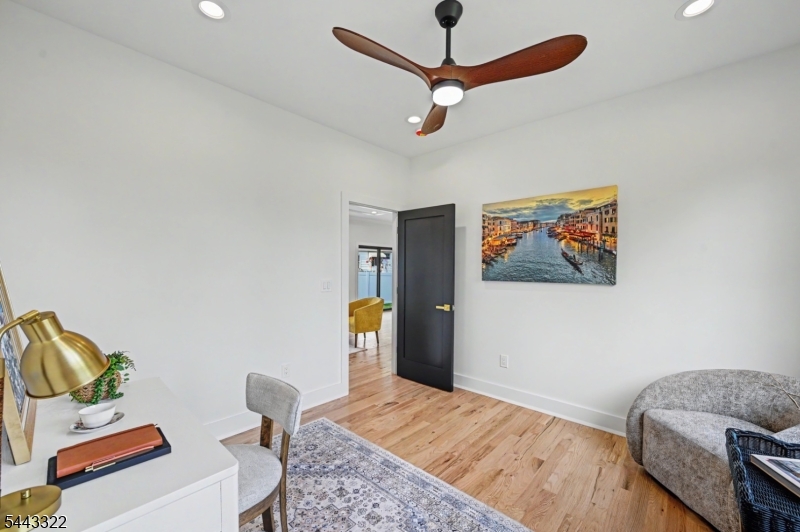 Nomahegan Park - Residential