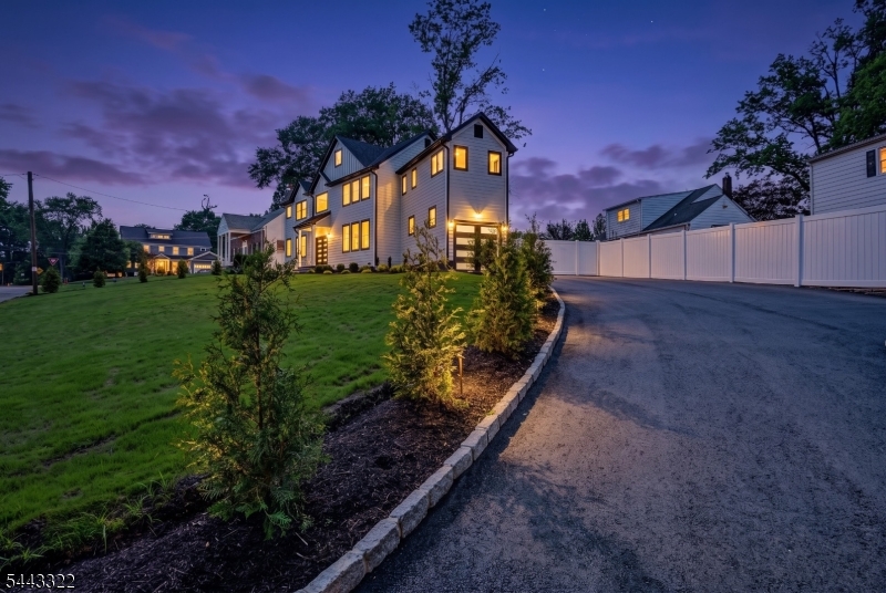 Nomahegan Park - Residential
