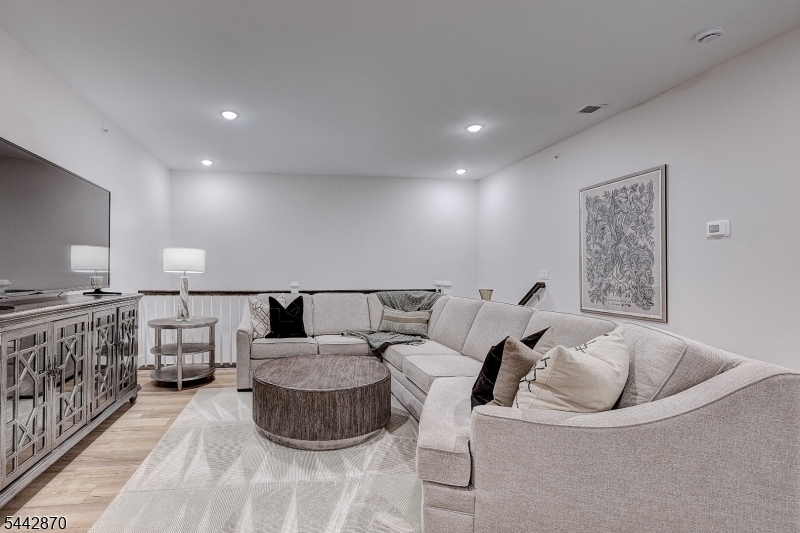 Enclave at Hillandale - Residential