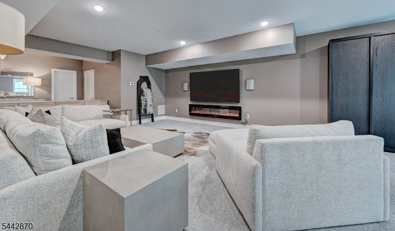 Enclave at Hillandale - Residential
