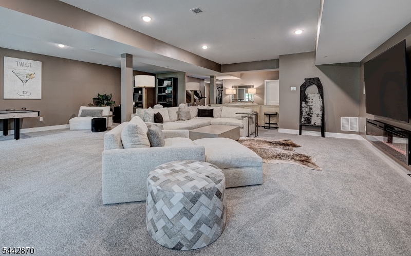 Enclave at Hillandale - Residential