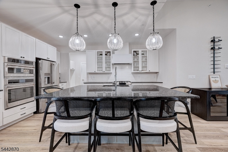 Enclave at Hillandale - Residential