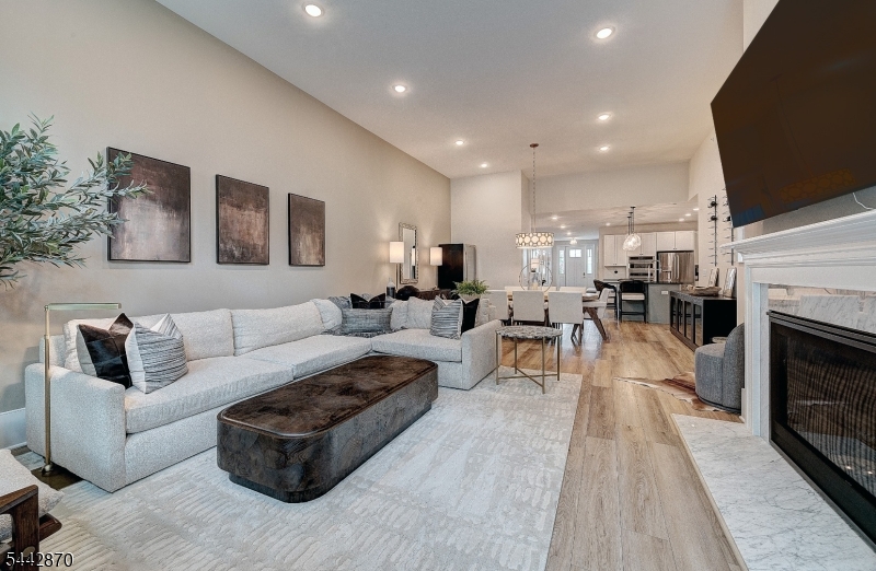 Enclave at Hillandale - Residential