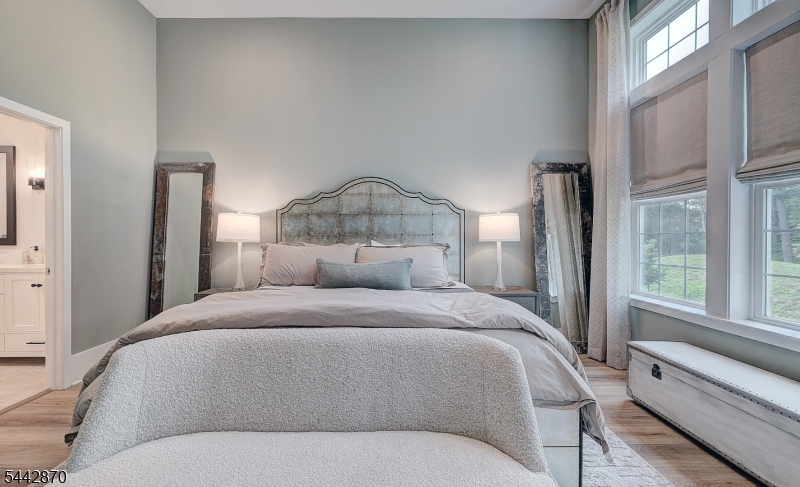 Enclave at Hillandale - Residential