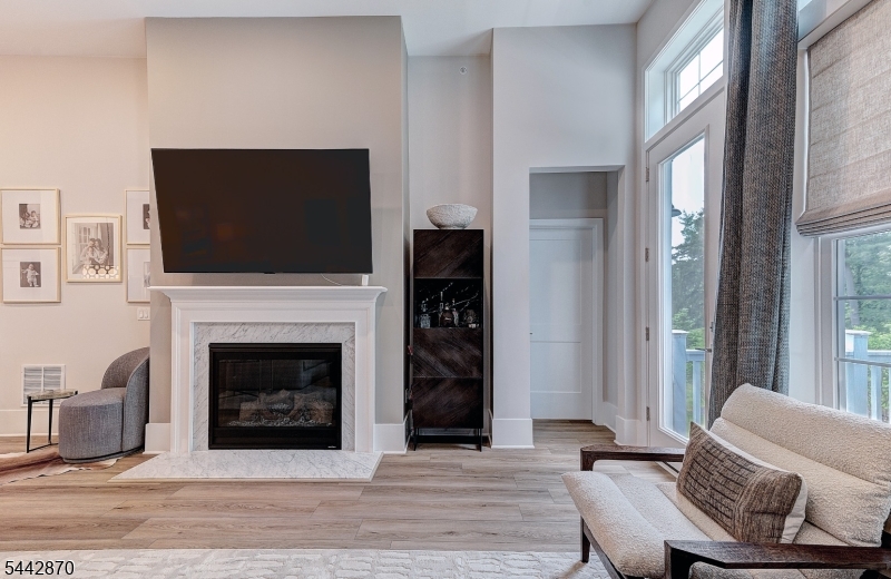 Enclave at Hillandale - Residential