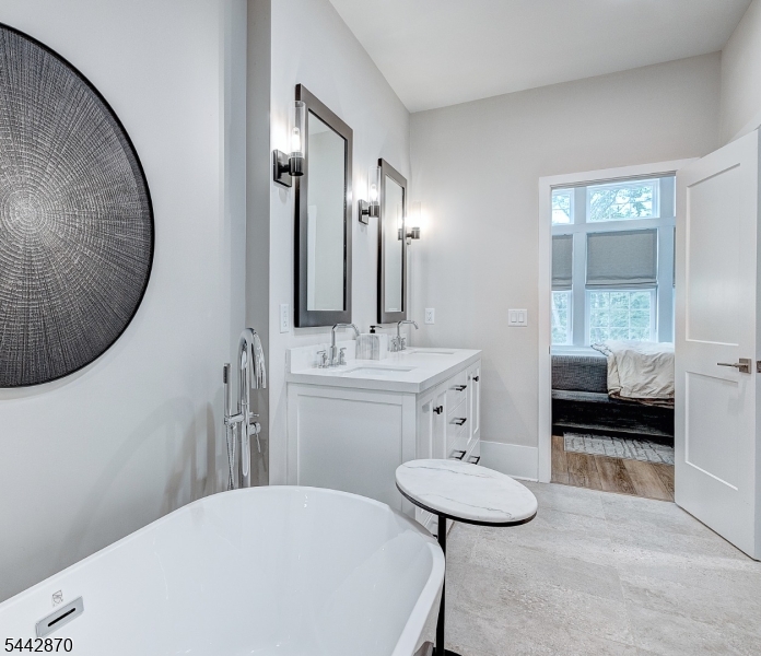 Enclave at Hillandale - Residential