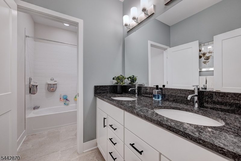 Enclave at Hillandale - Residential