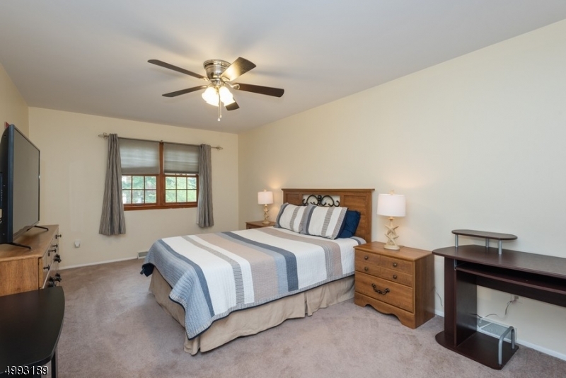Cedar Knolls - Residential