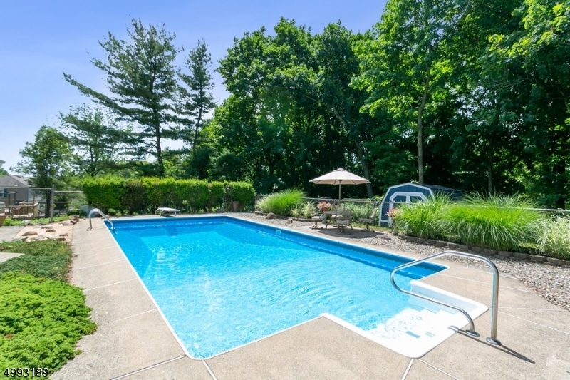 Cedar Knolls - Residential