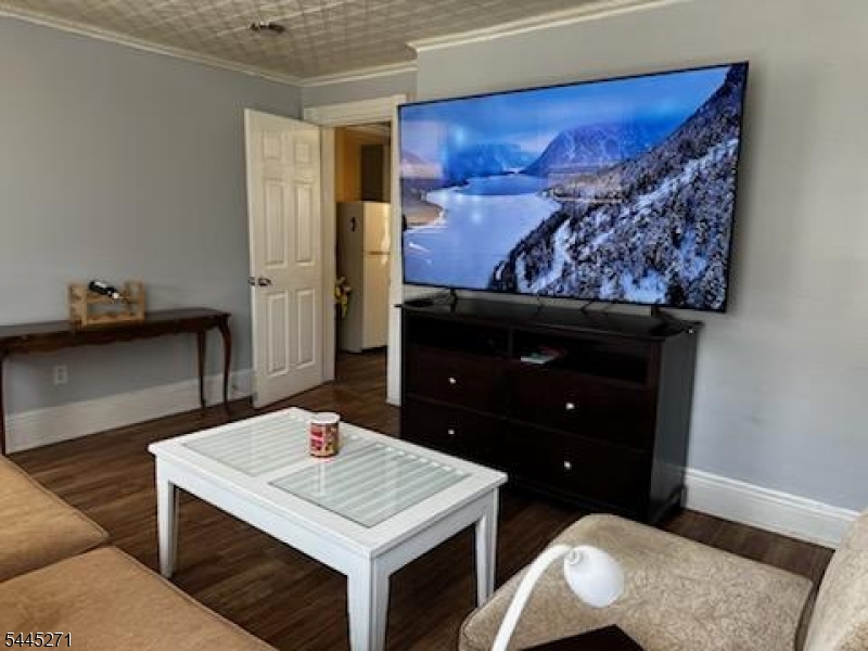 Lakeview - Residential Lease