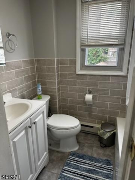 Lakeview - Residential Lease