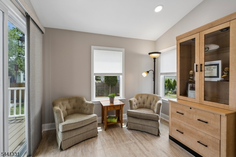 Sunnyside - Residential