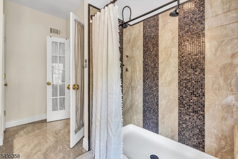 Califon - Residential