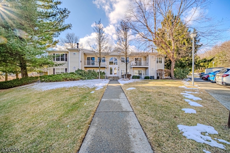SEASONS GLEN - Residential