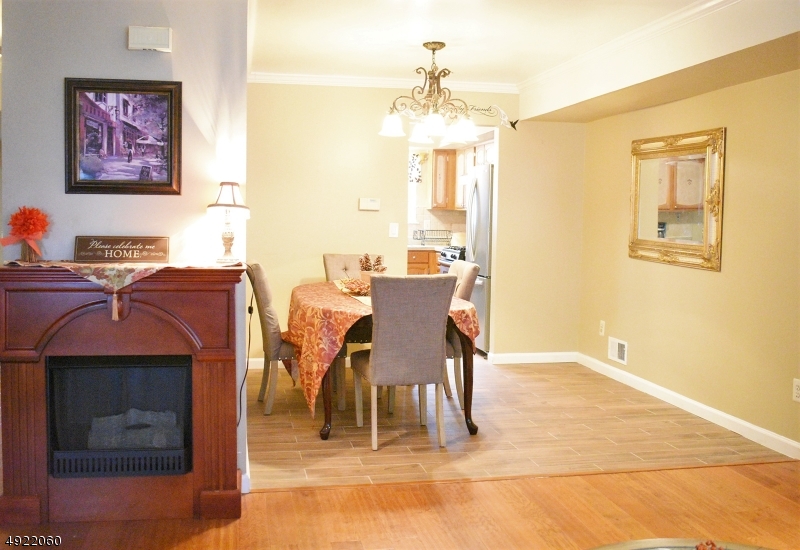 Carriage Homes Quailbrook - Residential