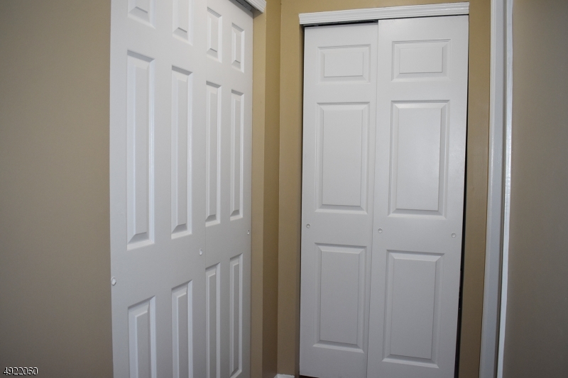 Carriage Homes Quailbrook - Residential