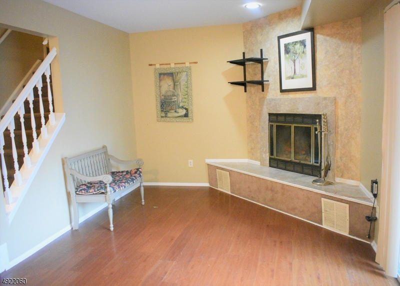 Carriage Homes Quailbrook - Residential