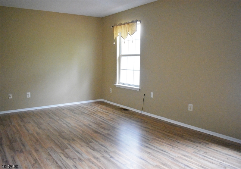 Carriage Homes Quailbrook - Residential