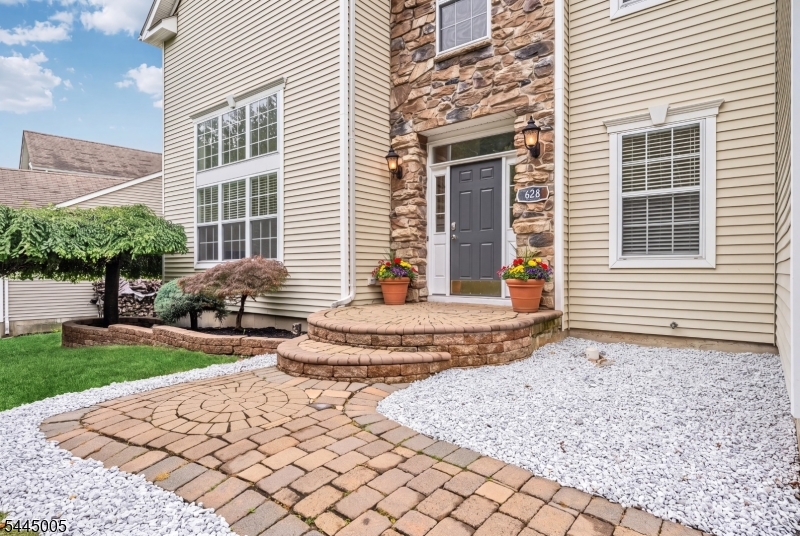 THE PEAKS - Residential