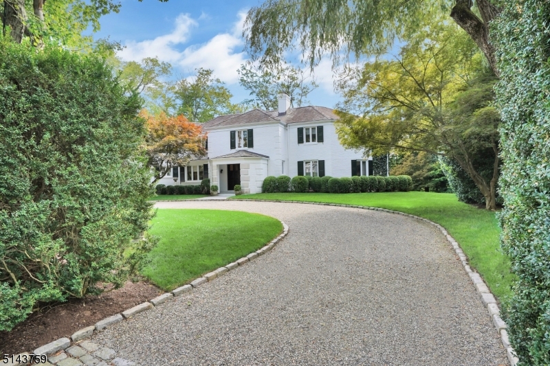 OLD SHORT HILLS - Residential
