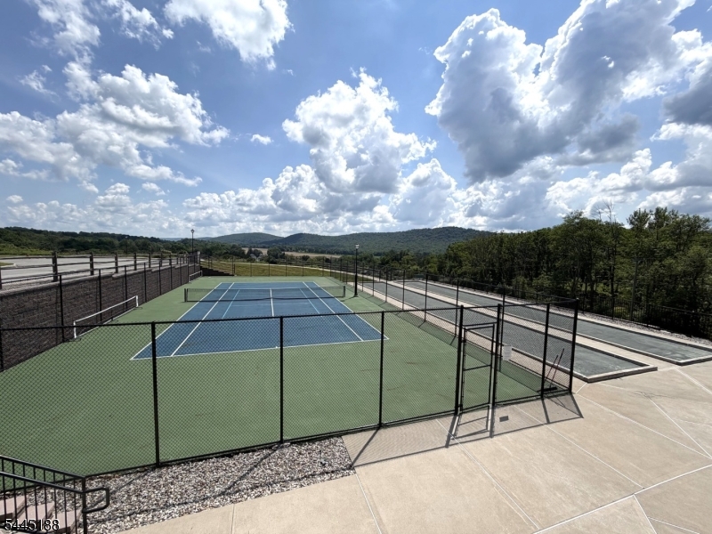 Mansfield Meadows - Residential