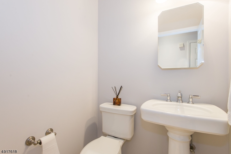 Cedar Knolls - Residential