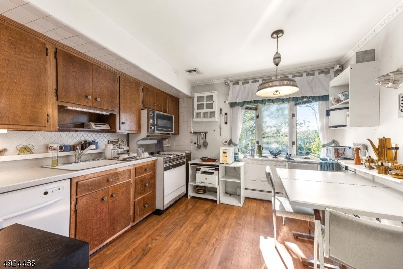 LONG VALLEY - Residential