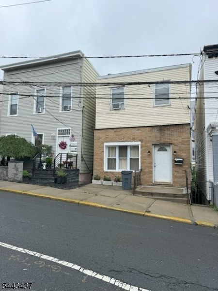 Conveniently located near transportation, shopping, schools and major highways ground floor with summer kitchen living area