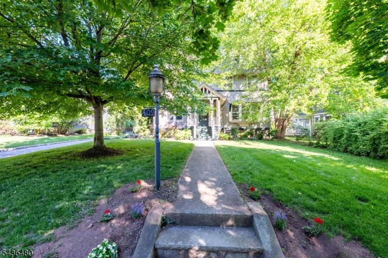 West Montrose - Residential