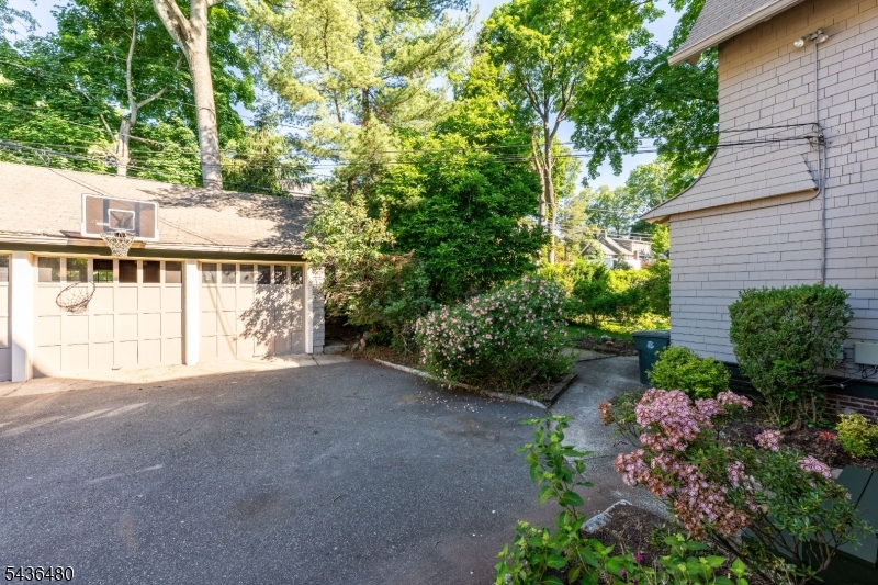 West Montrose - Residential