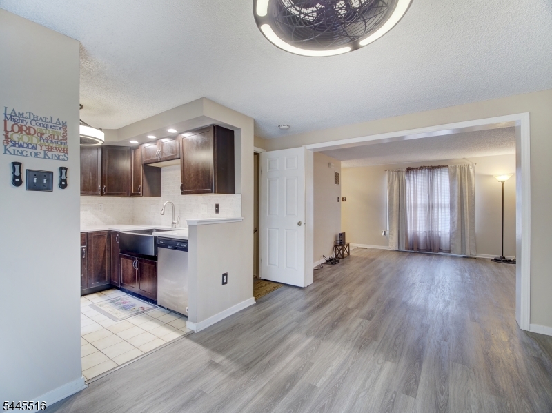 Ridge Lane Condominium - Residential