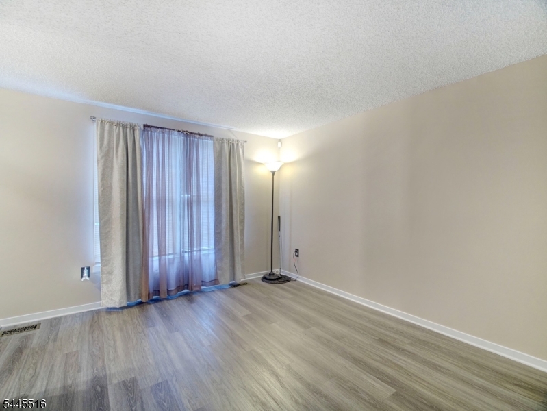 Ridge Lane Condominium - Residential