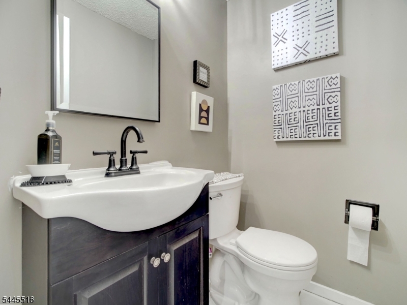 Ridge Lane Condominium - Residential