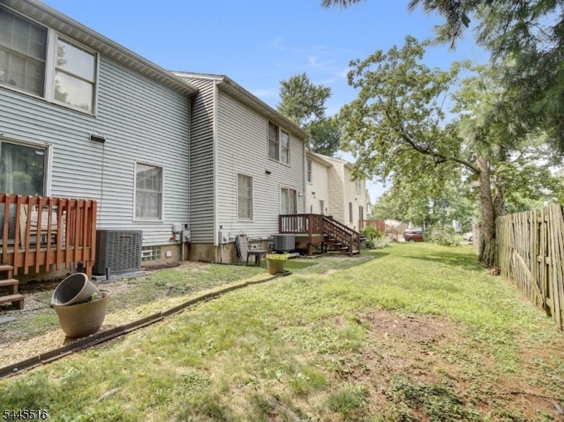 Ridge Lane Condominium - Residential