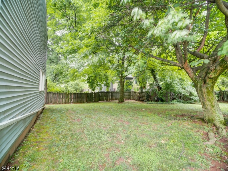Ridge Lane Condominium - Residential