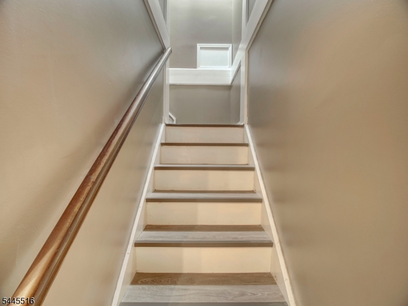 Ridge Lane Condominium - Residential