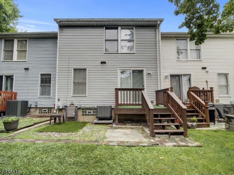 Ridge Lane Condominium - Residential