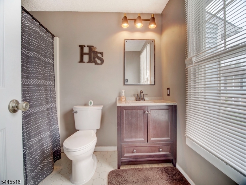 Ridge Lane Condominium - Residential