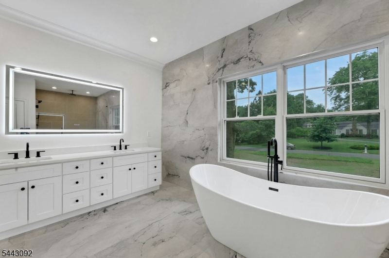 Shadow Lakes - Residential