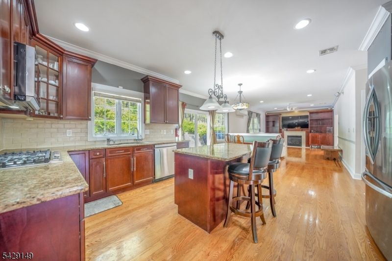 Glenmont Commons - Residential