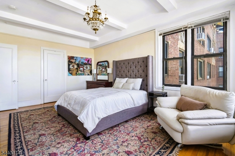 Forest Hill - Residential