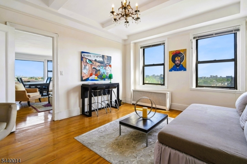 Forest Hill - Residential