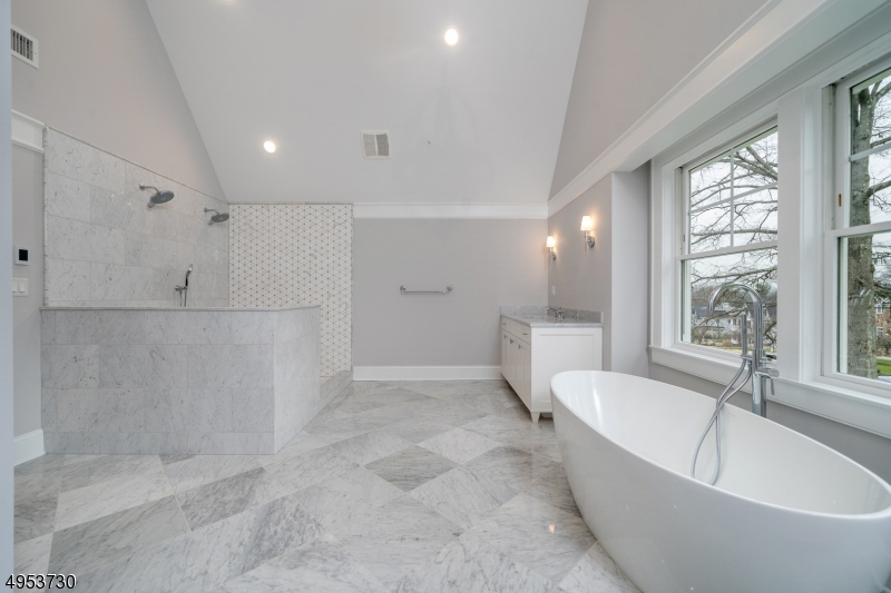 Rolling Hill - Residential
