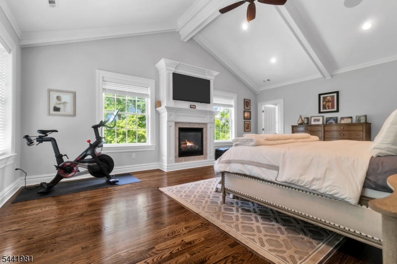 Rolling Hill - Residential