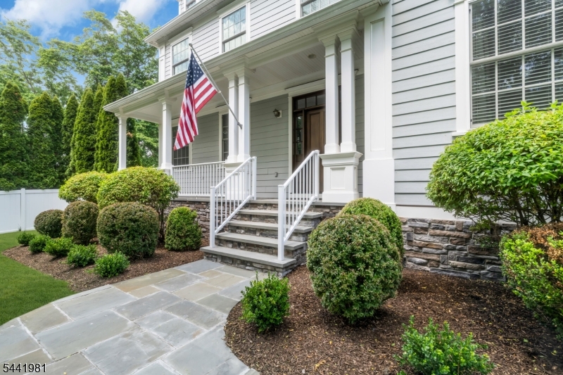 Rolling Hill - Residential