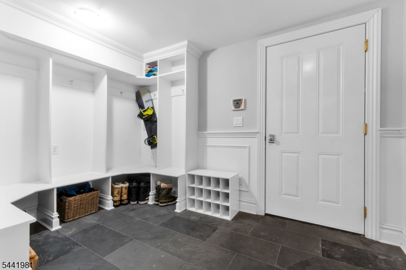 Rolling Hill - Residential