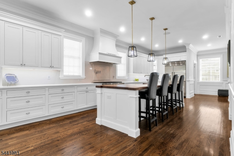 Rolling Hill - Residential
