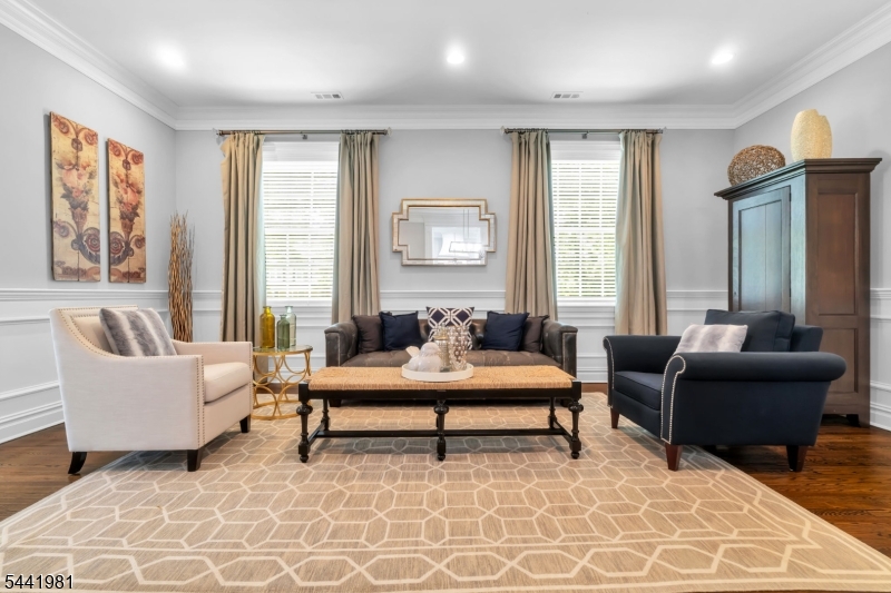 Rolling Hill - Residential